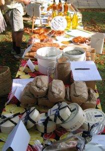 L'un des stands Bio du March� de Saint-Martin